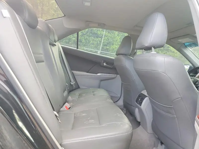 2014 TOYOTA CAMRY XLE  