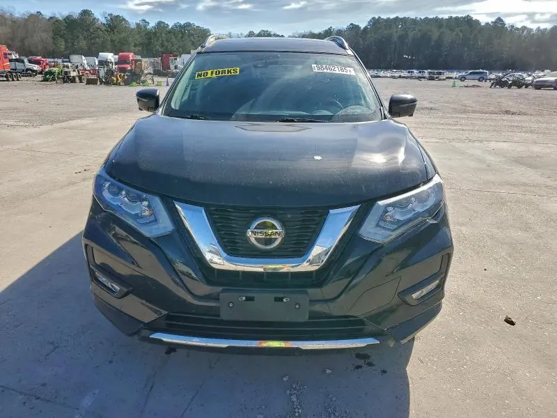2019 NISSAN ROGUE S  