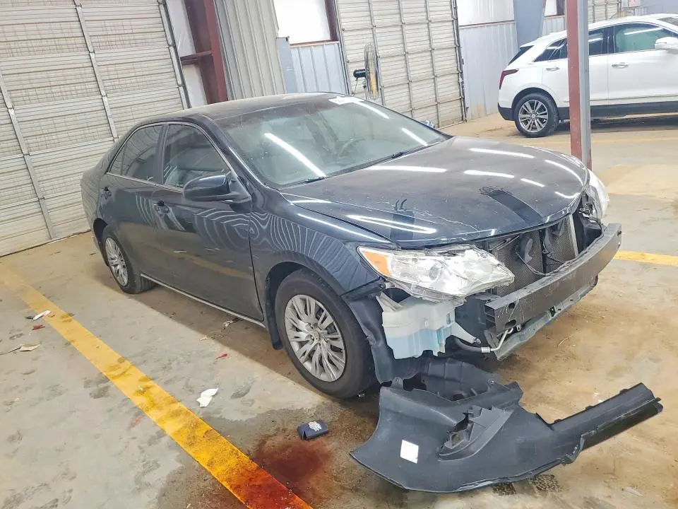 2012 TOYOTA CAMRY LE  