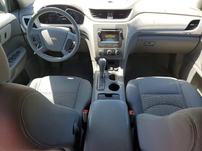 2016 CHEVROLET TRAVERSE LS  
