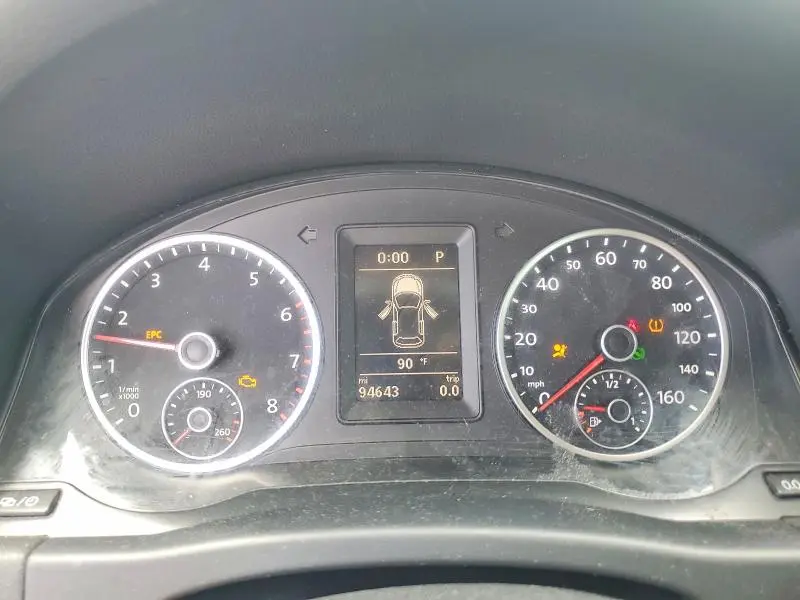 2013 VOLKSWAGEN TIGUAN S  