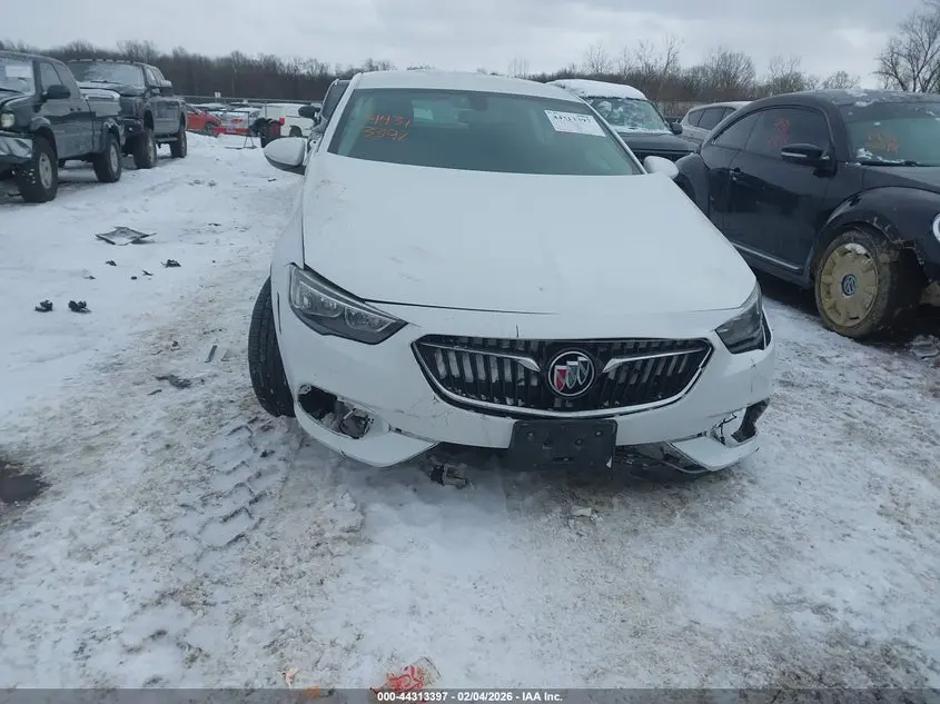 2018 BUICK REGAL SPORTBACK PREFERRED