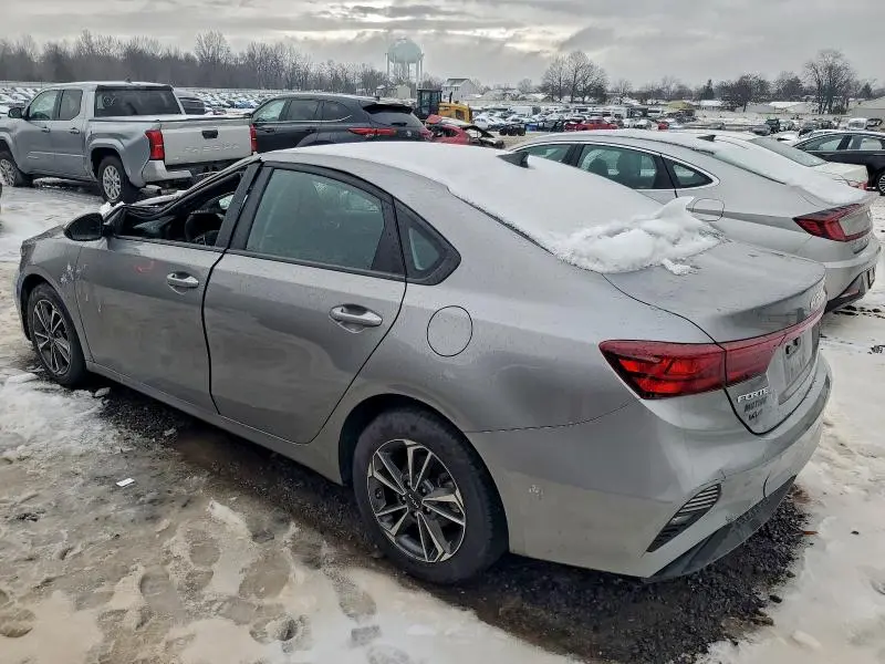 2024 KIA FORTE LX  