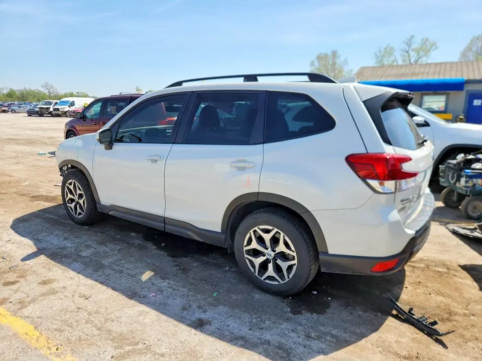 2021 SUBARU FORESTER PREMIUM  