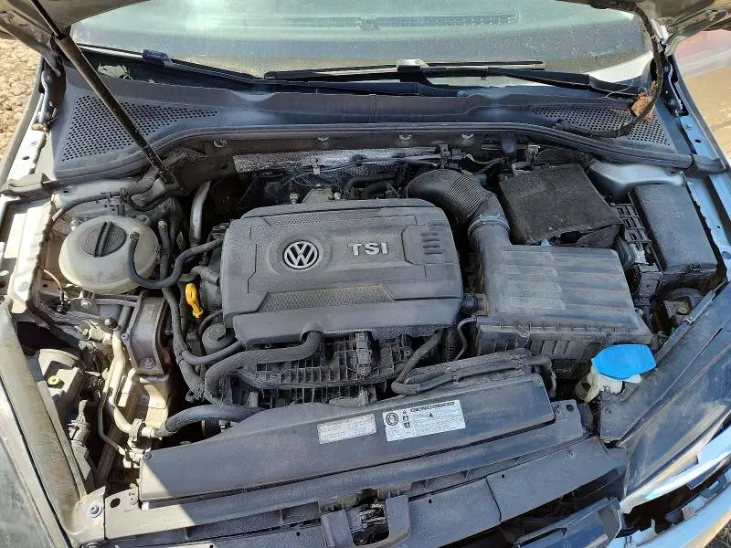 2015 VOLKSWAGEN GOLF   
