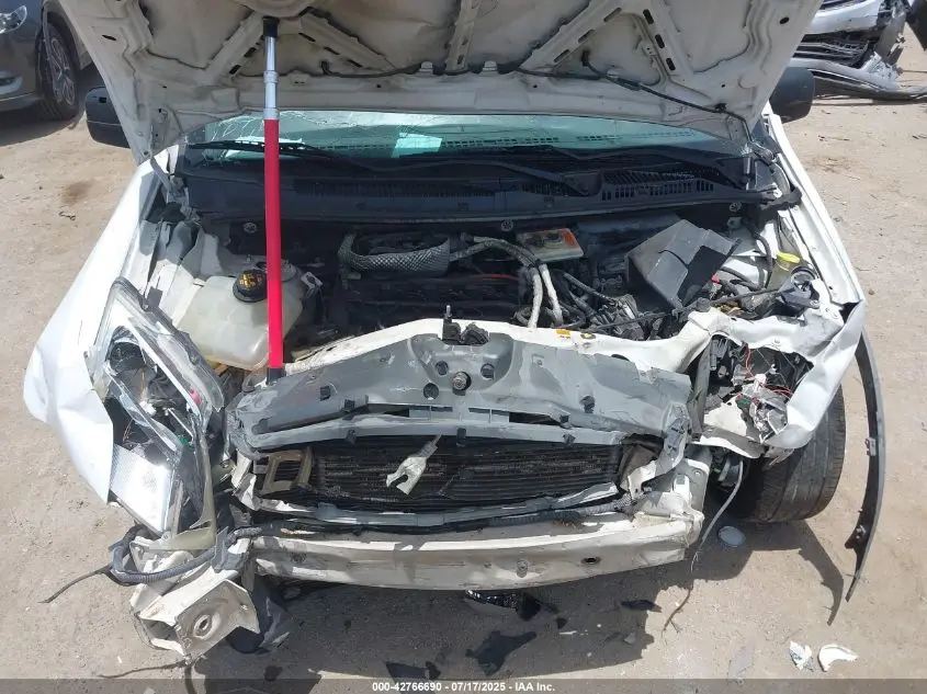 2010 FORD TRANSIT CONNECT XL