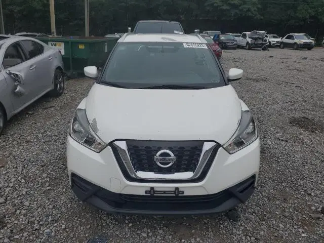 2018 NISSAN KICKS S  