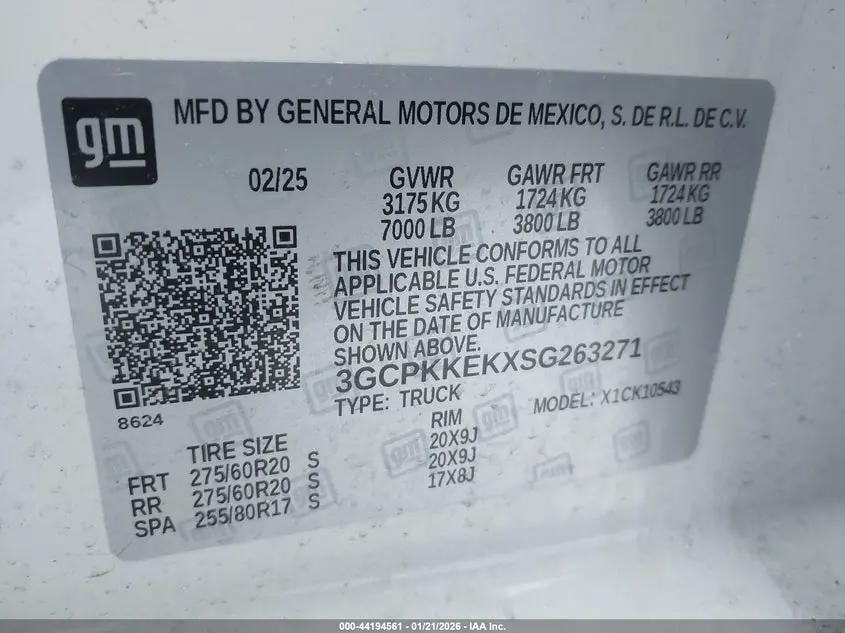 2025 CHEVROLET SILVERADO 1500 4WD  SHORT BED LT WITH 2FL