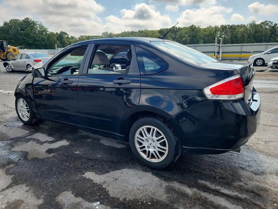 2011 FORD FOCUS SE  