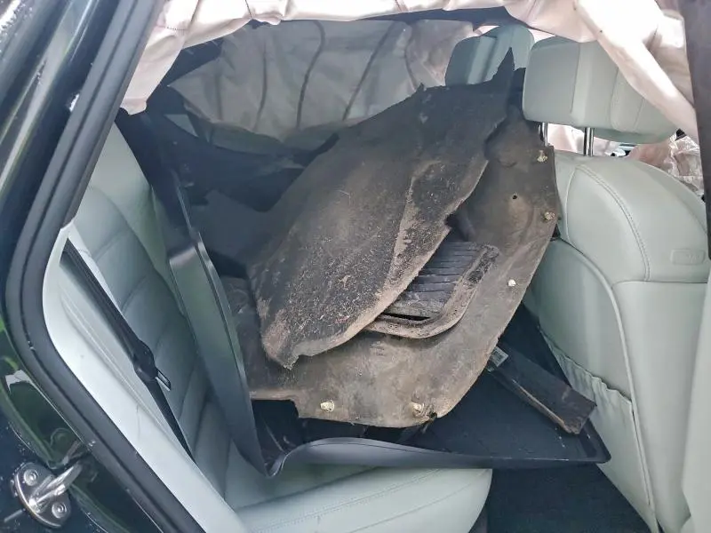 2021 PORSCHE MACAN TURBO  