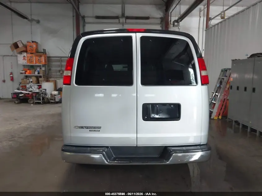 2016 CHEVROLET EXPRESS 3500 LT