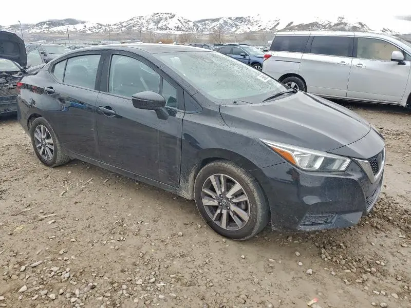 2020 NISSAN VERSA SV  