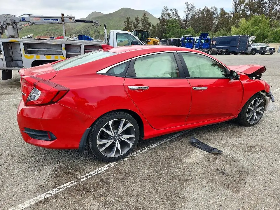 2019 HONDA CIVIC TOURING  