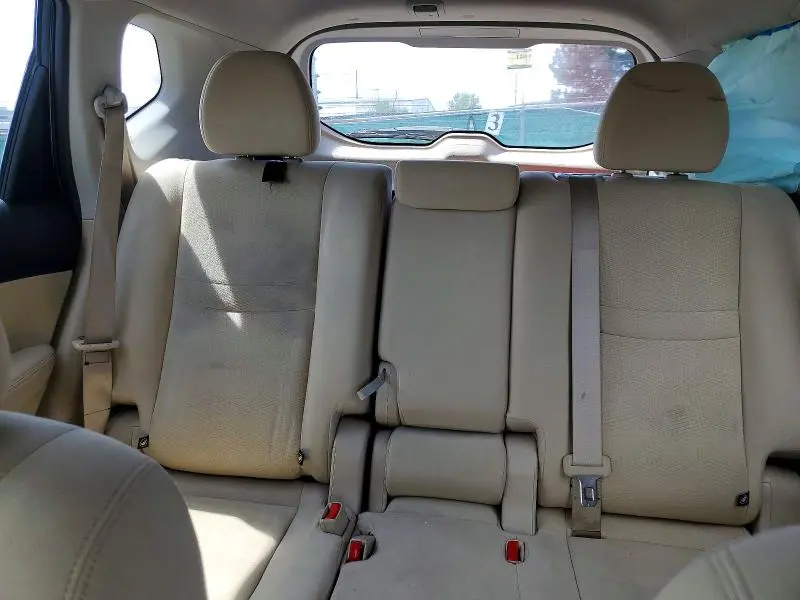 2016 NISSAN ROGUE S  