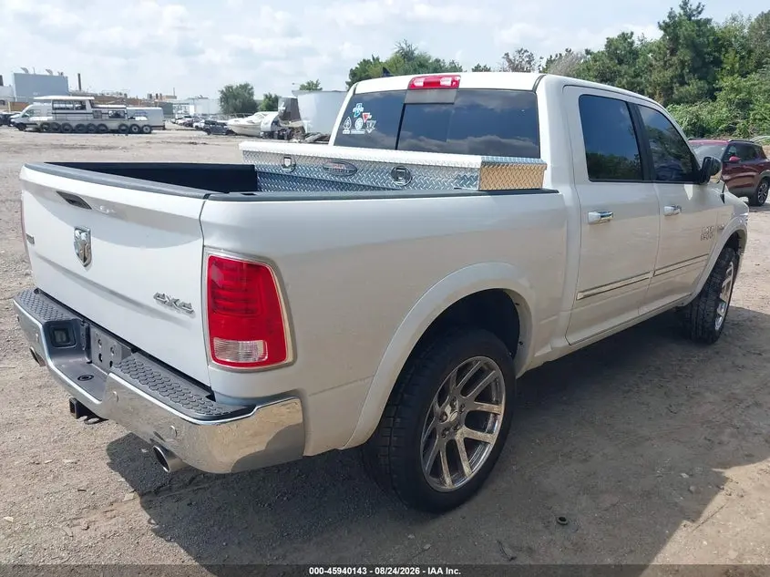 2017 RAM 1500 LARAMIE  4X4 5'7 BOX