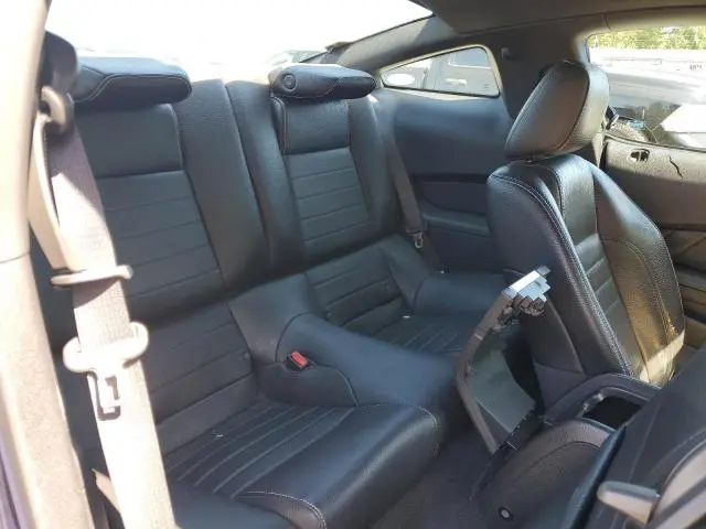 2011 FORD MUSTANG