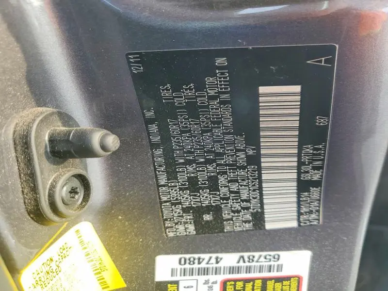 2012 TOYOTA SIENNA XLE 8-PASSENGER  