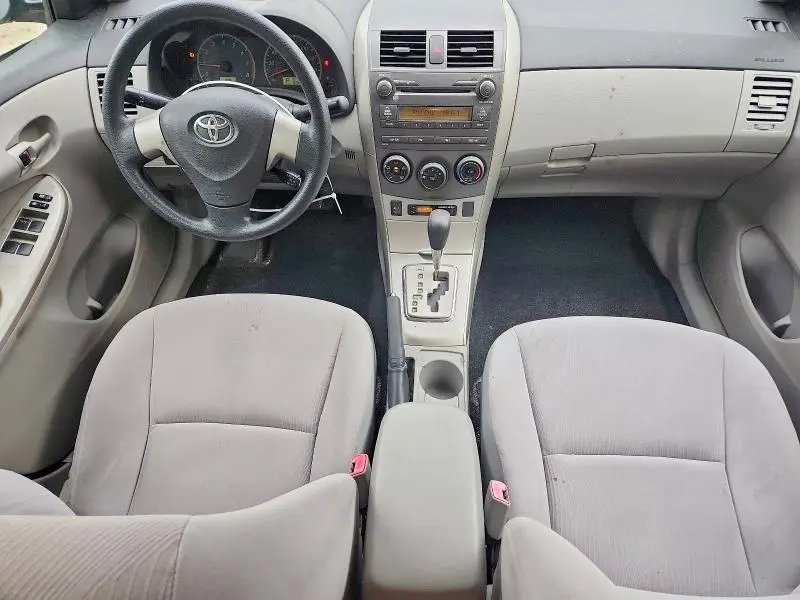 2011 TOYOTA COROLLA LE  