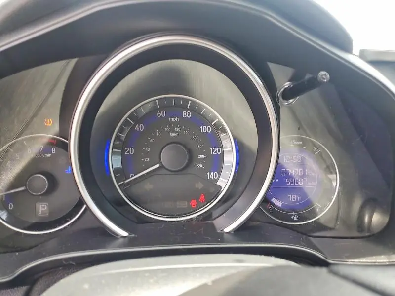 2016 HONDA FIT LX  