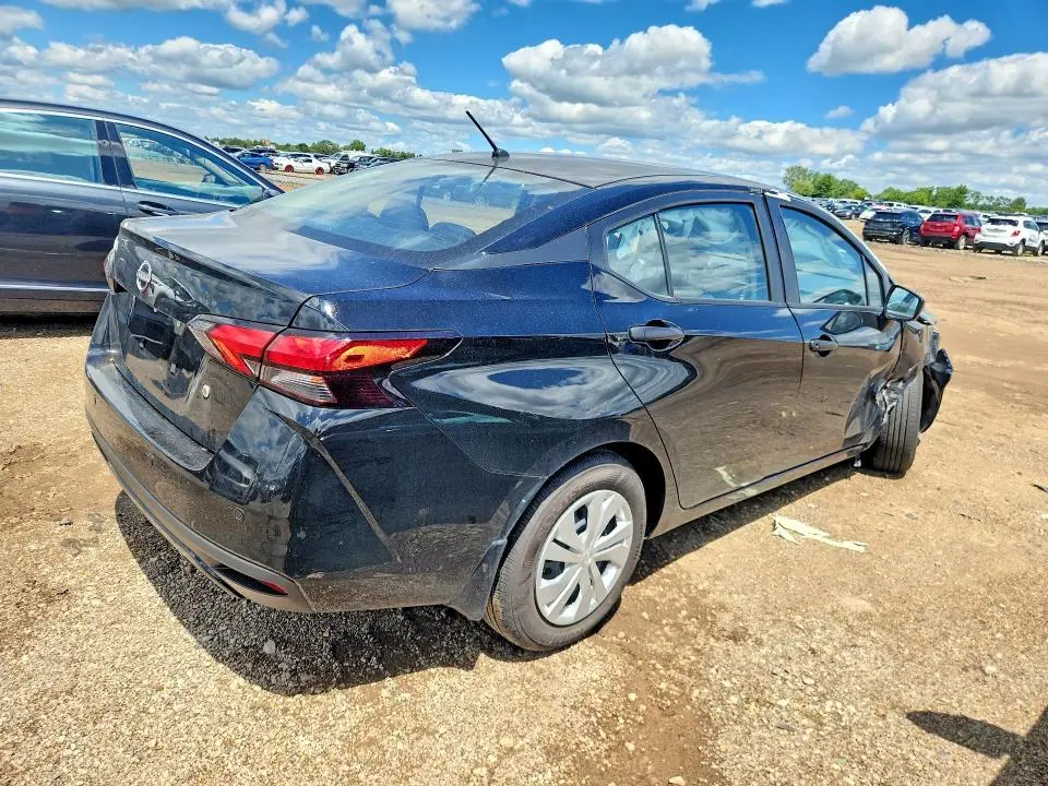 2025 NISSAN VERSA S  