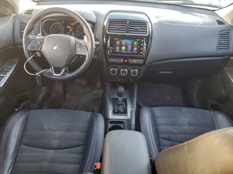 2018 MITSUBISHI RVR SE LIMITED  