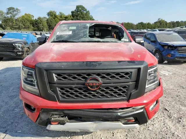 2024 NISSAN TITAN PRO-4X  