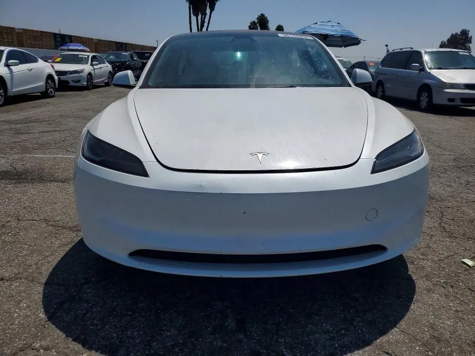 2024 TESLA MODEL 3   