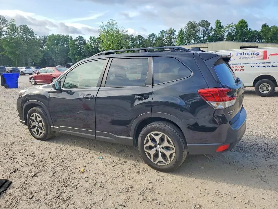2022 SUBARU FORESTER PREMIUM  