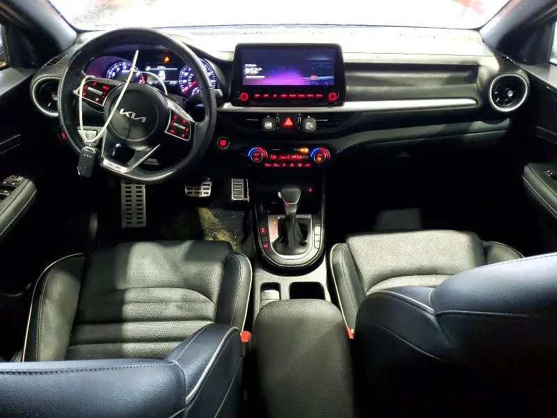 2023 KIA FORTE GT LINE  