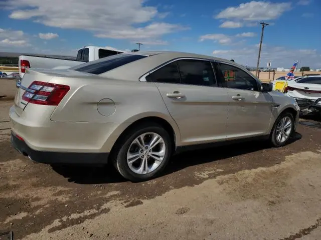2018 FORD TAURUS SE  