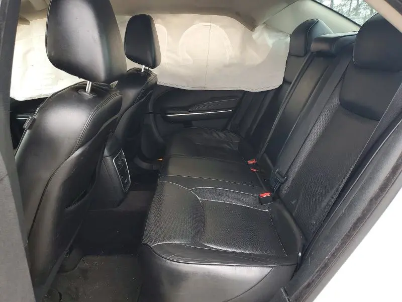 2018 CHRYSLER 300 LIMITED  