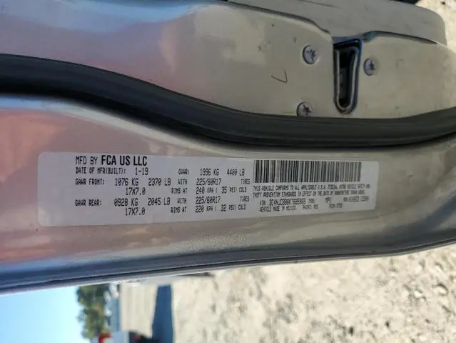 2019 JEEP COMPASS LATITUDE  