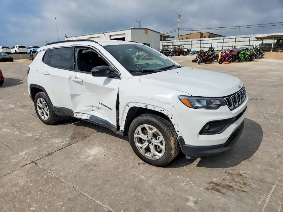 2025 JEEP COMPASS LATITUDE  