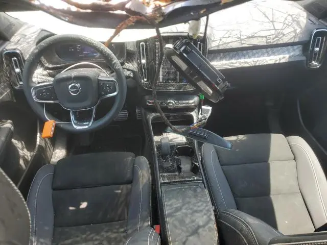 2022 VOLVO XC40 P8 RECHARGE ULTIMATE  