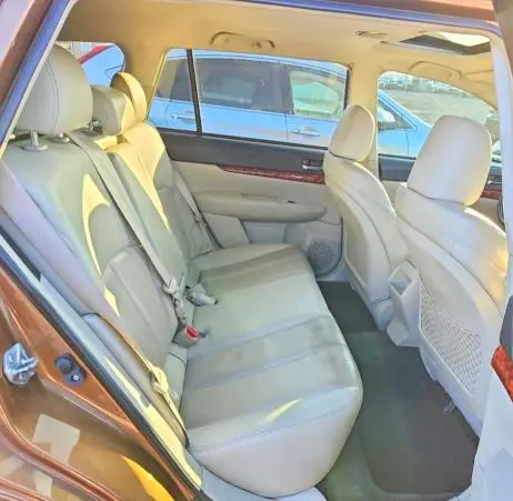 2011 SUBARU OUTBACK 2.5I LIMITED  