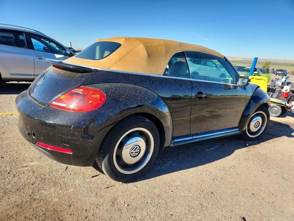 2013 VOLKSWAGEN BEETLE   