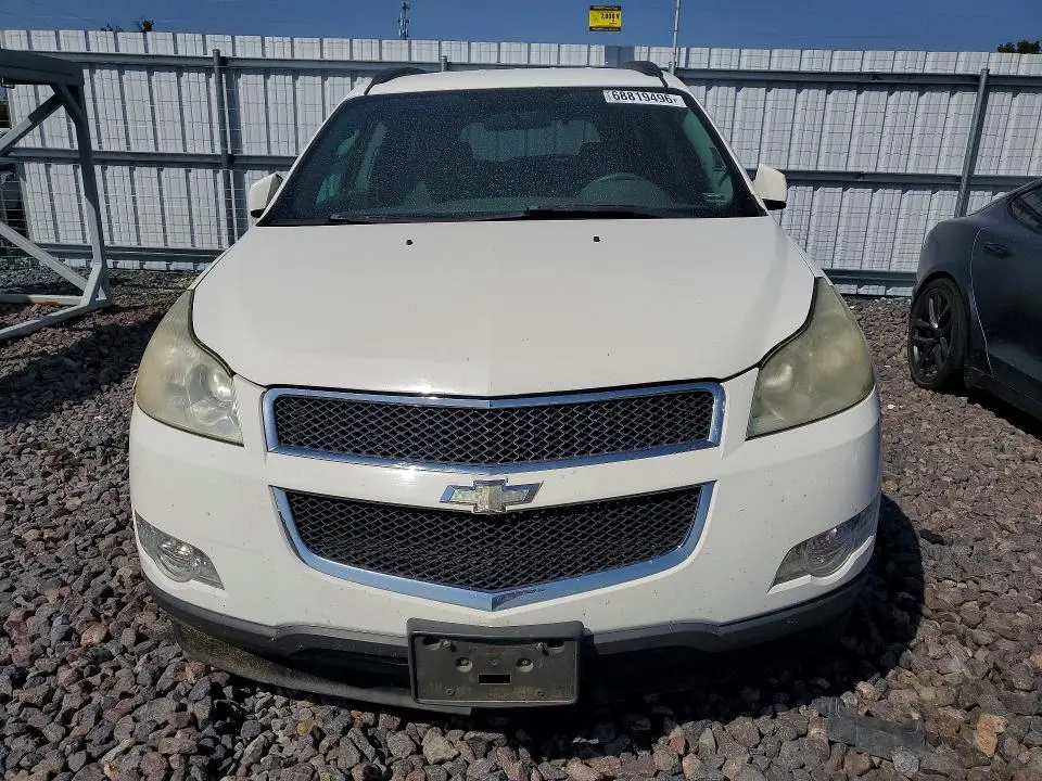 2010 CHEVROLET TRAVERSE LT  