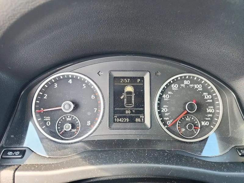 2017 VOLKSWAGEN TIGUAN S  
