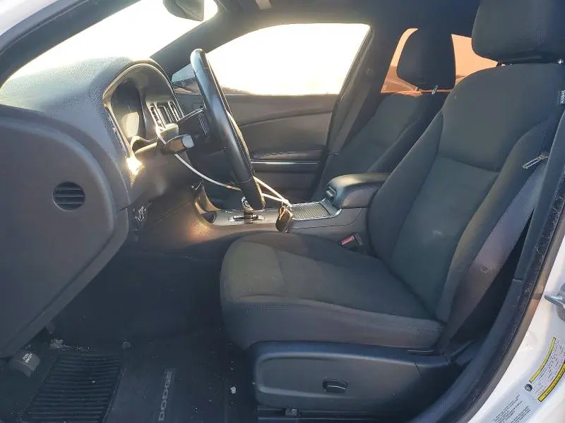 2012 DODGE CHARGER SE  