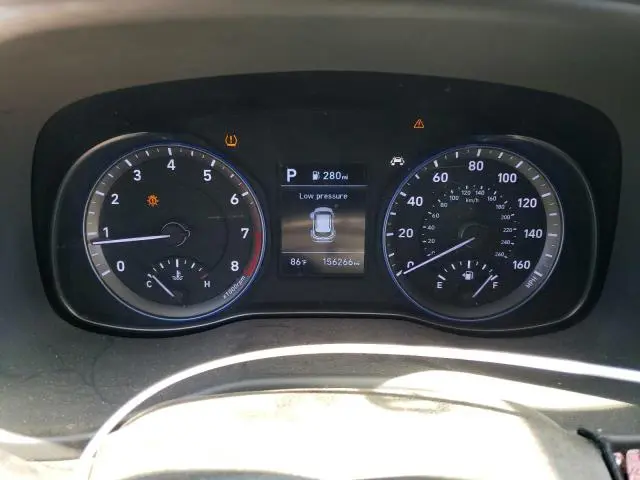 2019 HYUNDAI KONA SE  