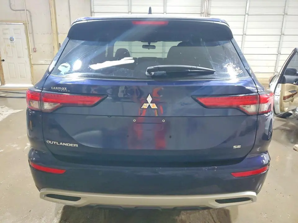 2022 MITSUBISHI OUTLANDER SE  