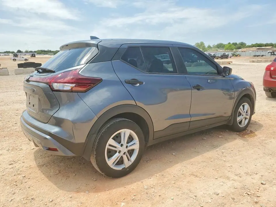 2023 NISSAN KICKS S  