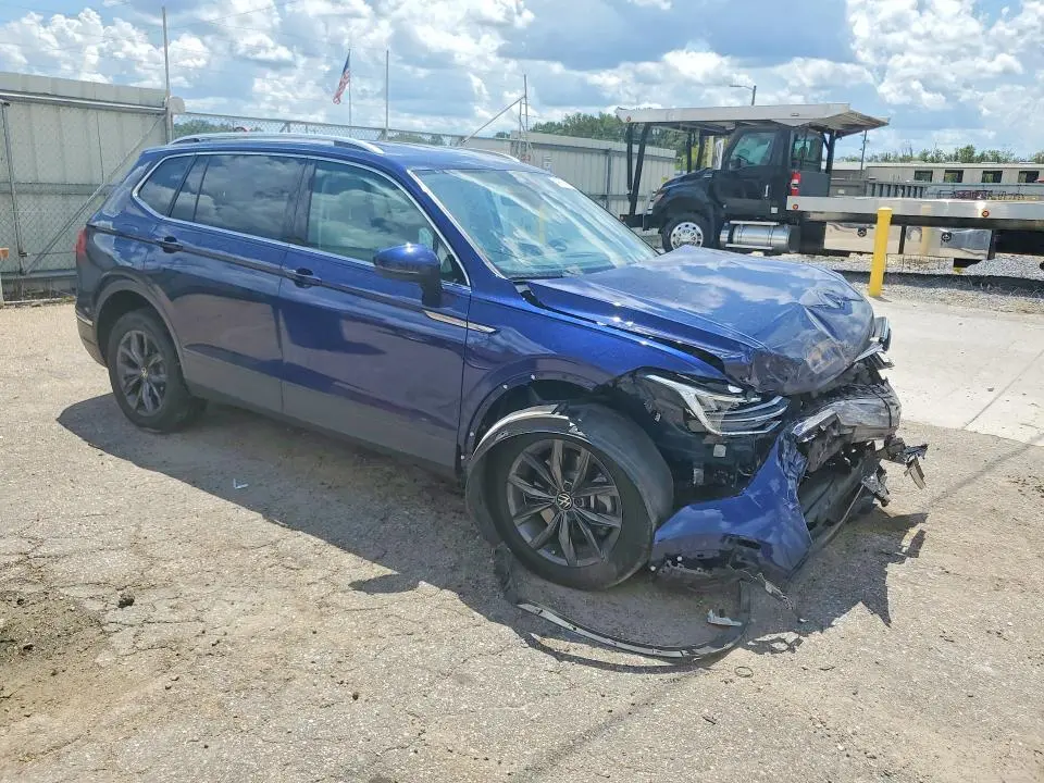 2024 VOLKSWAGEN TIGUAN SE  