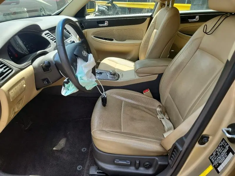 2011 HYUNDAI GENESIS 3.8L  