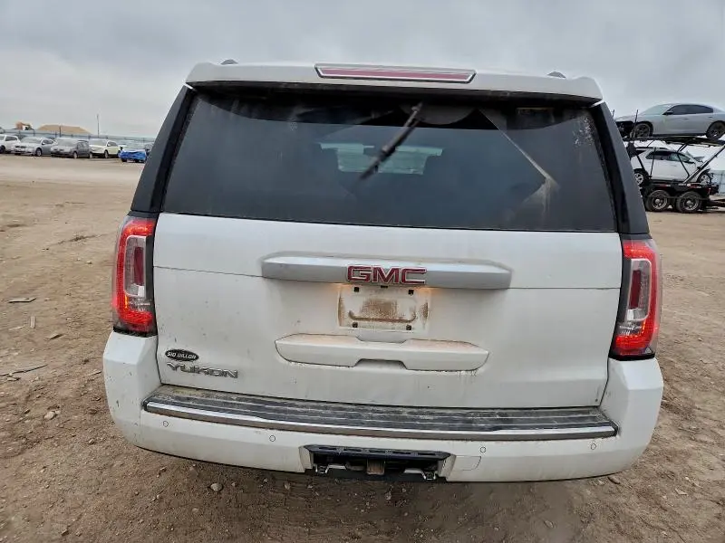 2016 GMC YUKON DENALI  