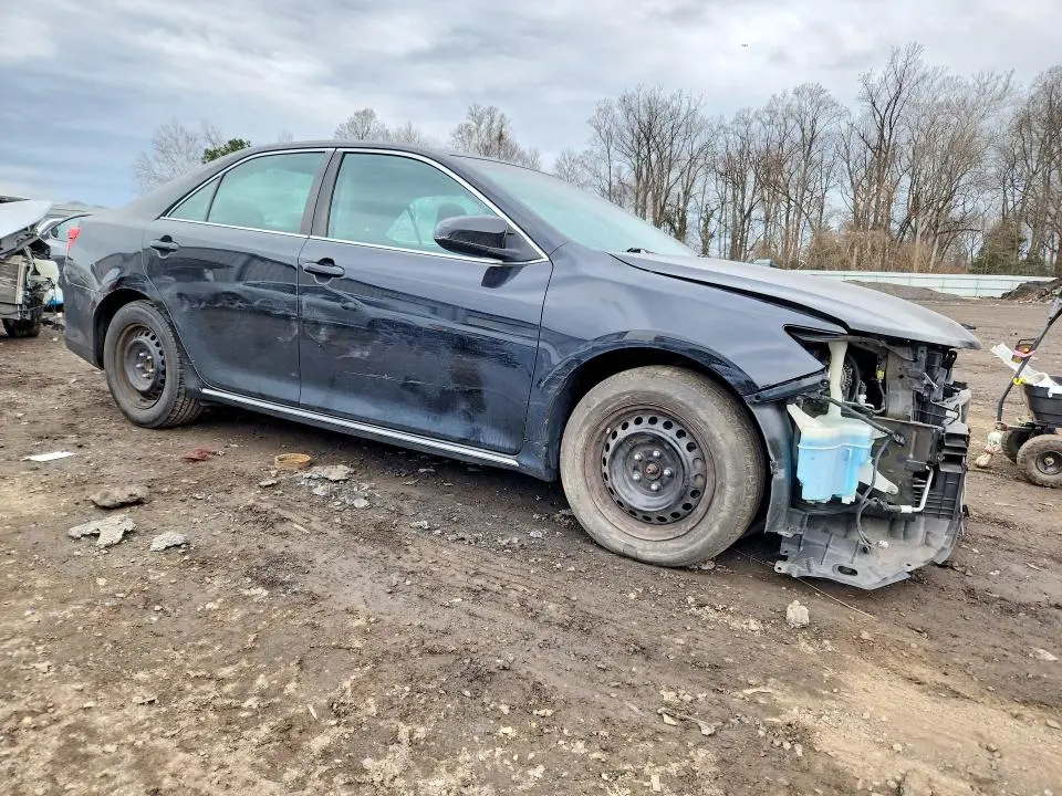 2013 TOYOTA CAMRY   