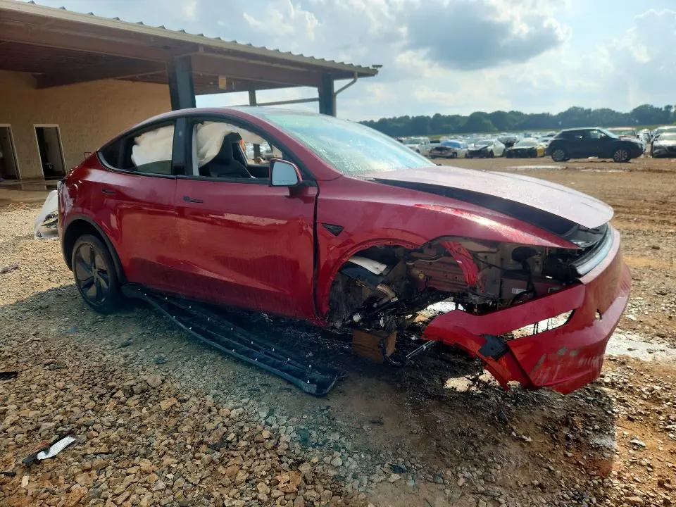 2026 TESLA MODEL Y   