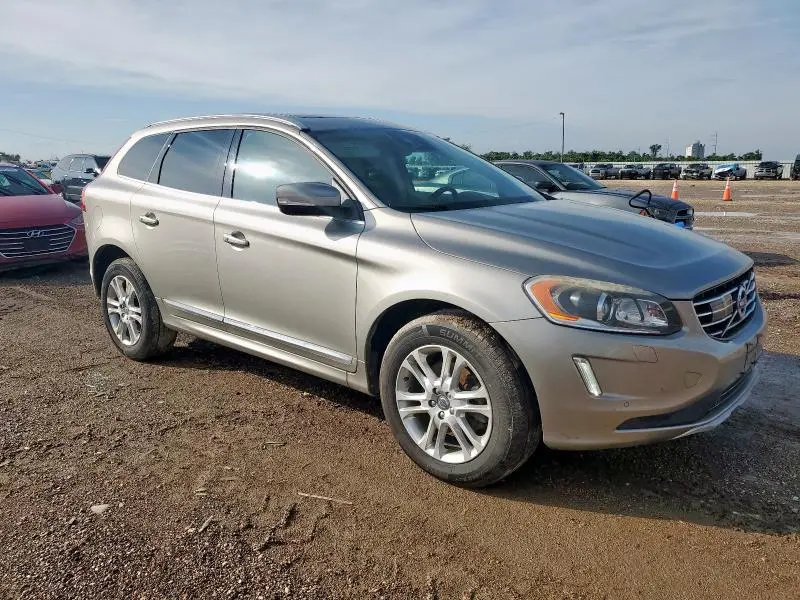 2016 VOLVO XC60 T5 PLATINUM  