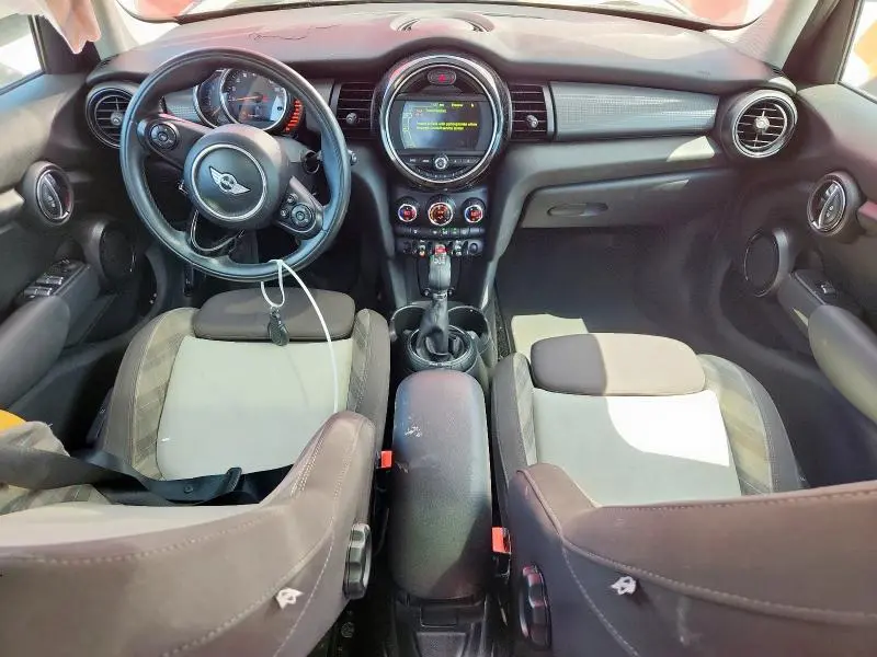 2015 MINI COOPER   