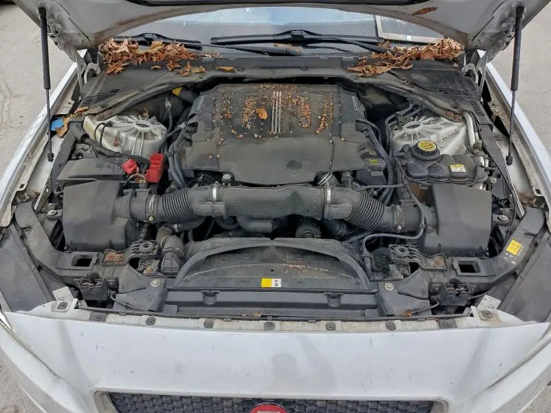 2017 JAGUAR XE FIRST EDITION  